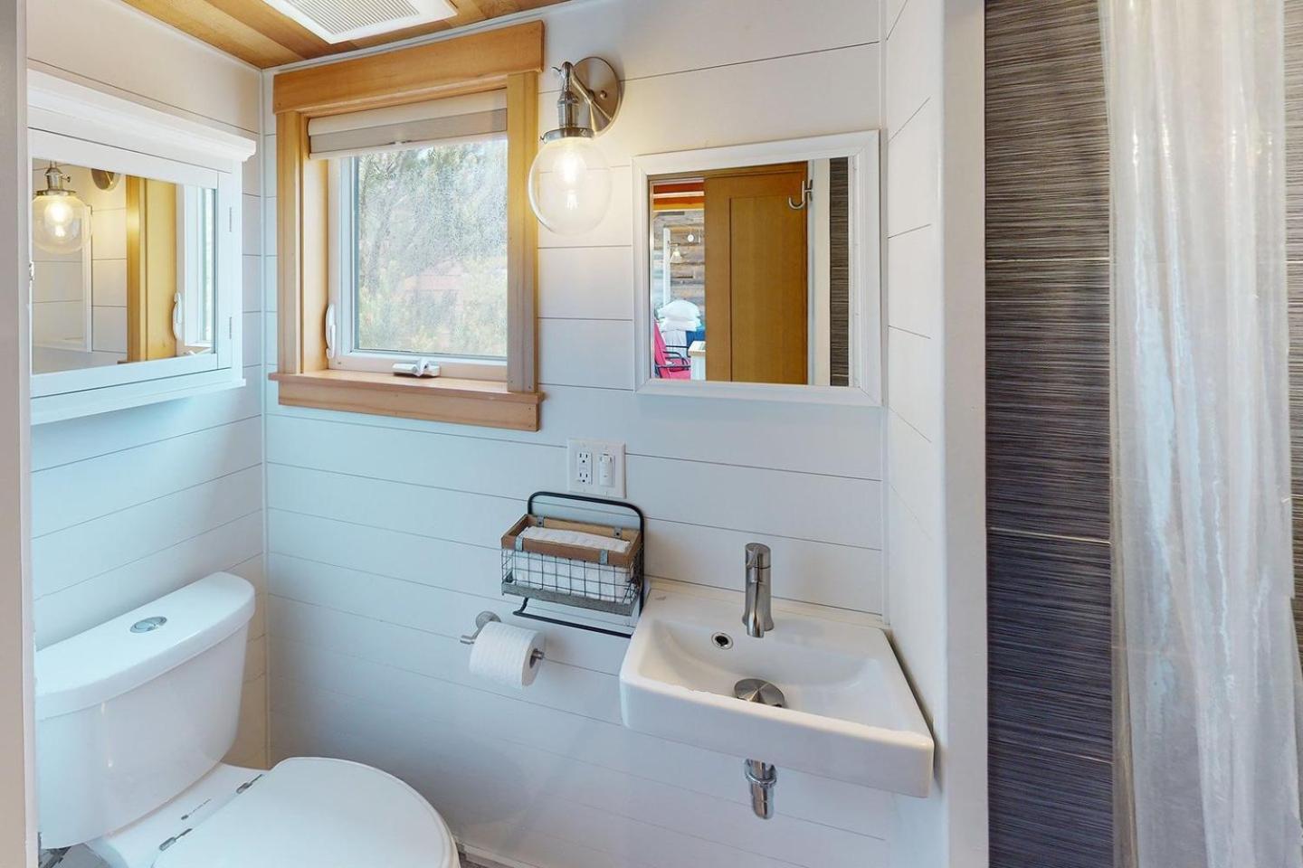 Sandbug - Tiny Home Tranquility On The Oregon Coast! Waldport Exterior photo