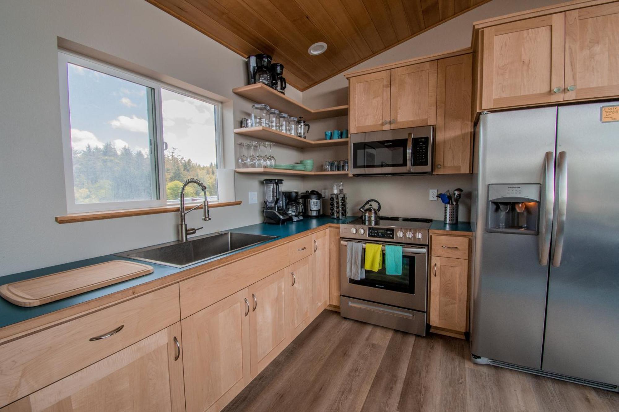 Sandbug - Tiny Home Tranquility On The Oregon Coast! Waldport Exterior photo